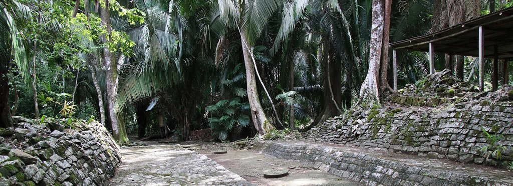 Movie poster Fall of the Maya Kings