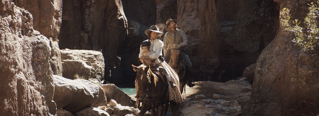 Постер фильма Мертвые не причиняют боли