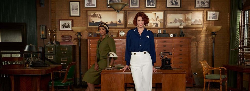 Постер сериала Расследования Фрэнки Дрейк