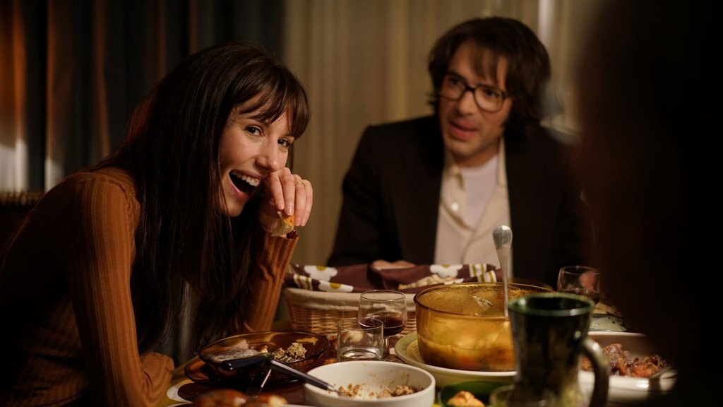 Постер фильма Он и Она